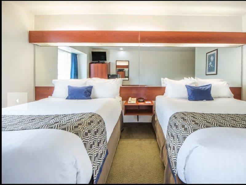 Microtel Inn And Suites By Wyndham Miami Ok Екстериор снимка